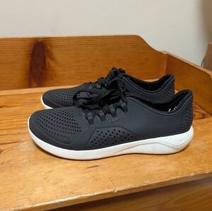 Crocs LiteRide Pacer Black Sneakers Women’s 10W Wide Comfort Walking Shoes